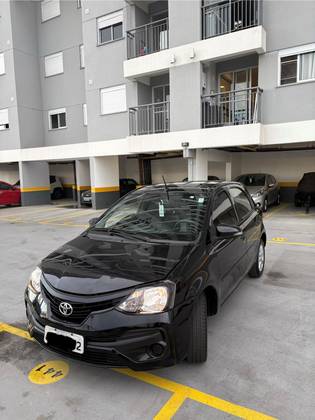 TOYOTA ETIOS 1.5 X PLUS 16V FLEX 4P AUTOMÁTICO